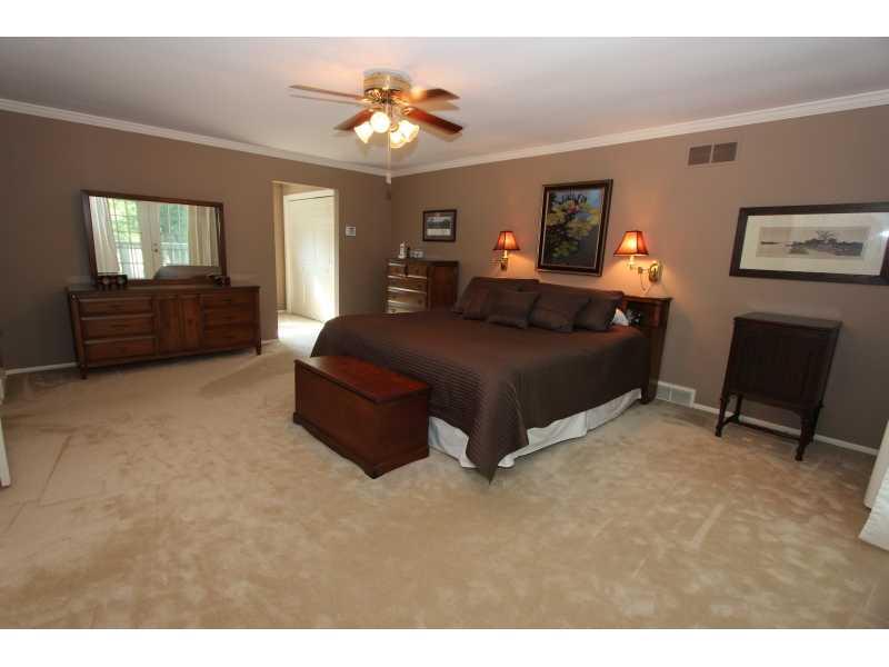 787 Flint Ridge Road Mt. Lebanon, PA 15243 - Photo 15 of 25 Master Bedroom.