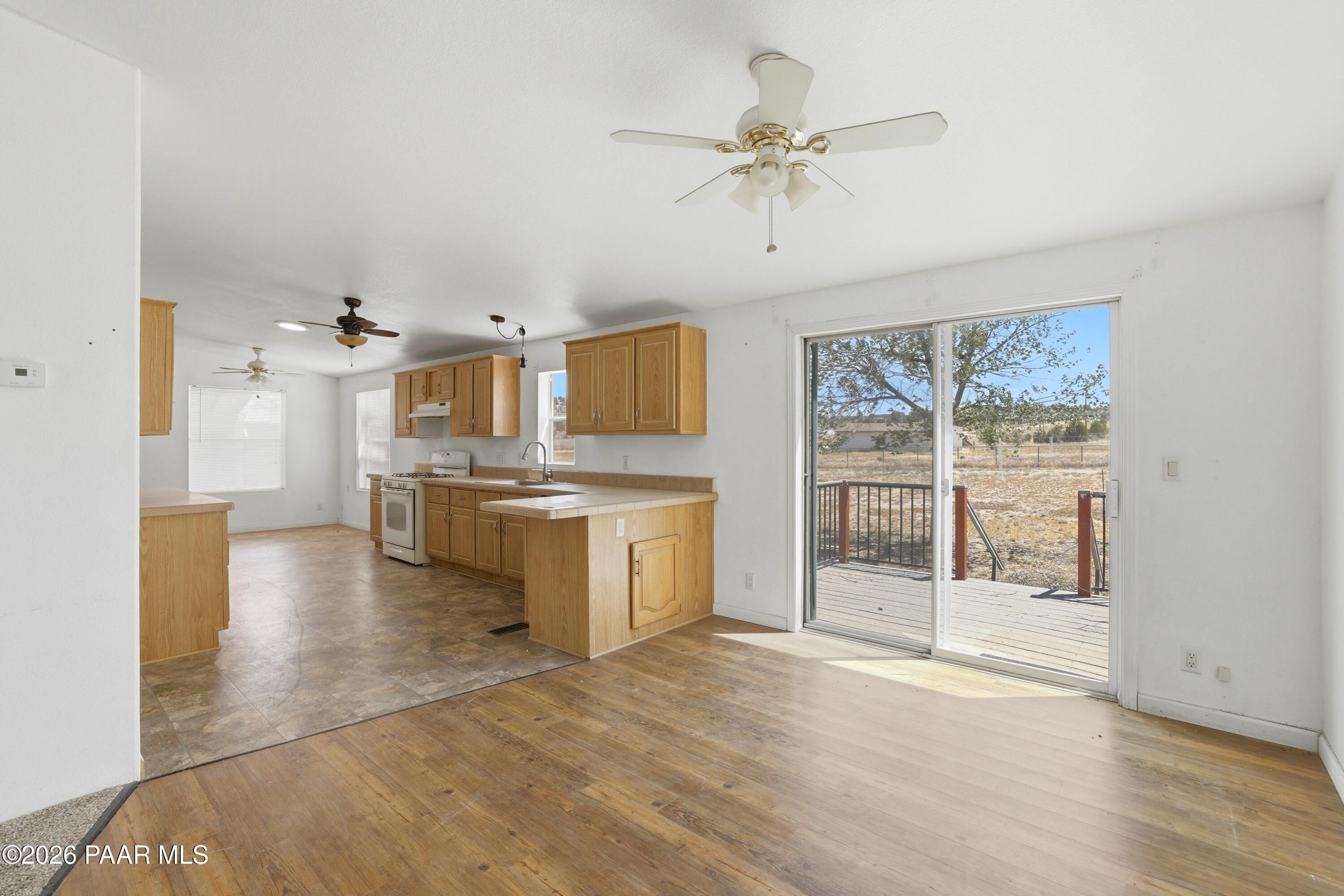 1495 Buffalo Run Road Chino Valley, AZ 86323 - Photo 10 of 32 10-Dining Room
