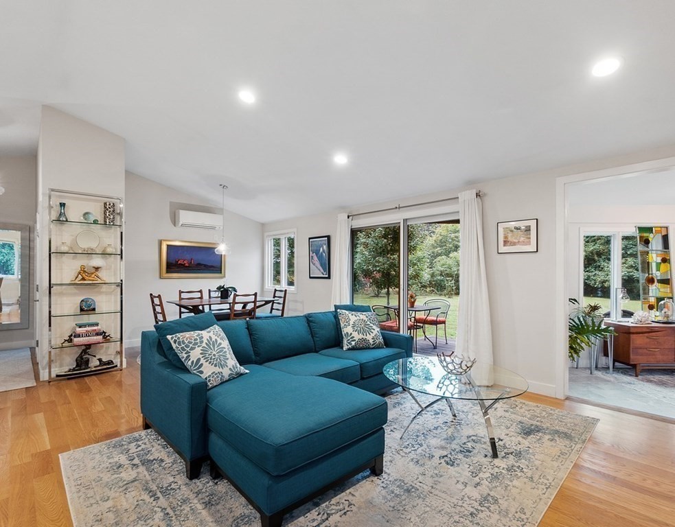 151 Spectacle Pond Road Littleton, MA 01460 - Photo 12 of 41