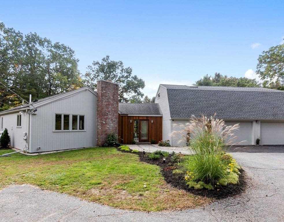 151 Spectacle Pond Road Littleton, MA 01460 - Photo 2 of 41