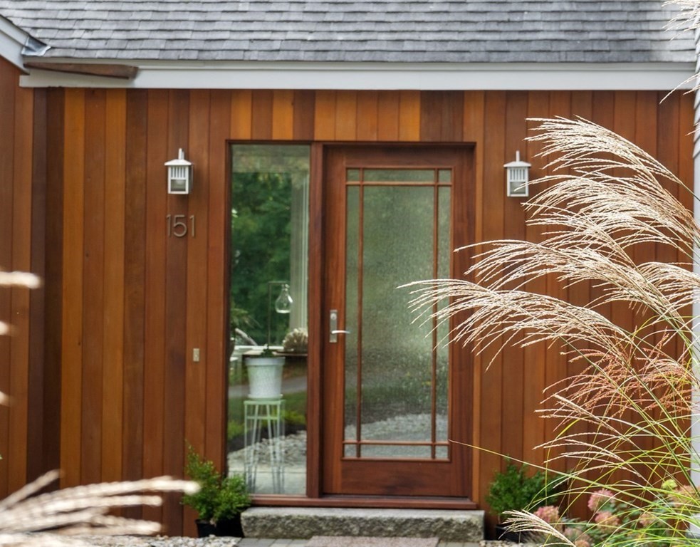 151 Spectacle Pond Road Littleton, MA 01460 - Photo 4 of 41