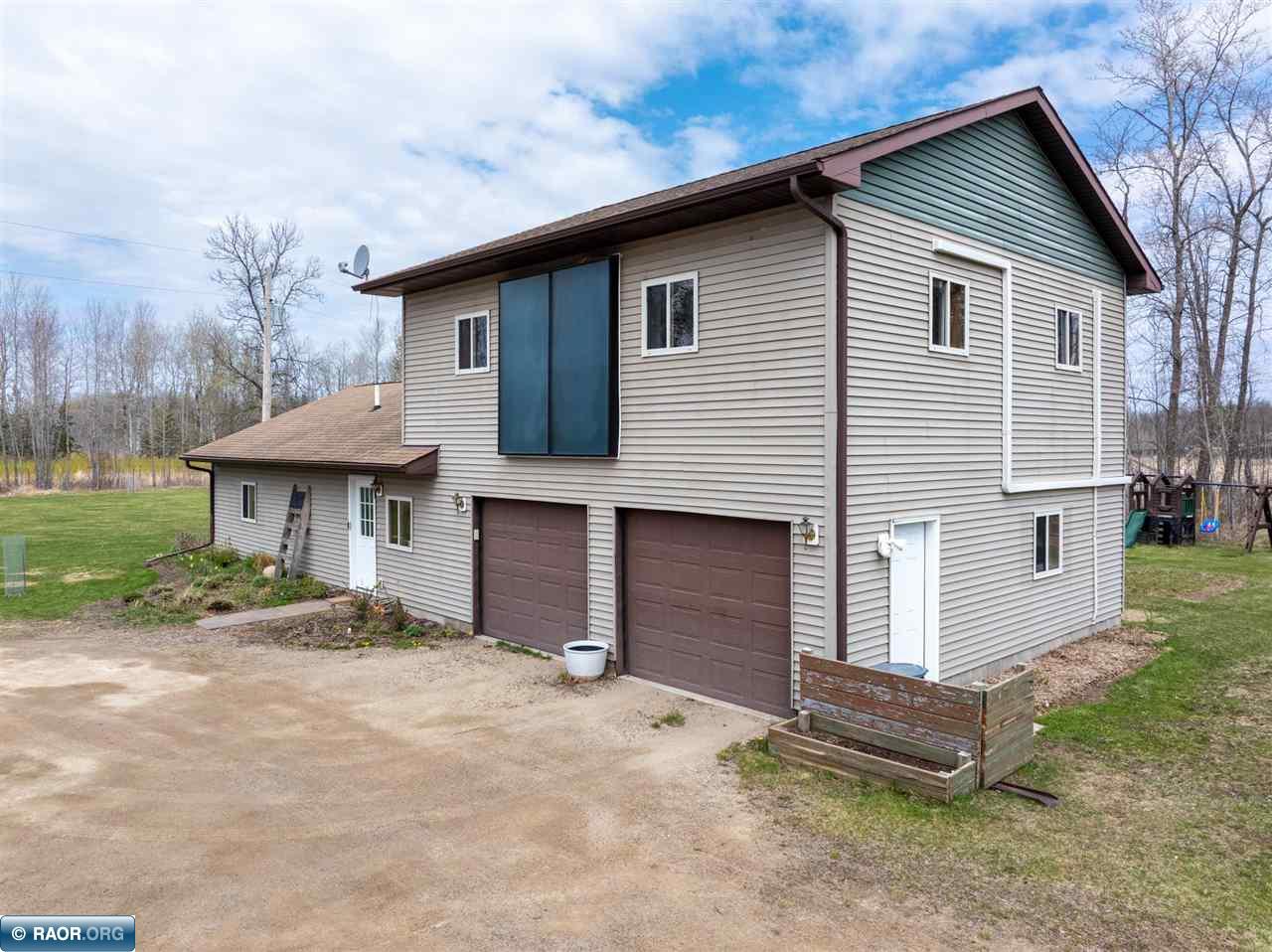 29287 Hoff Drive Cohasset, MN 55721 - Photo 4 of 42
