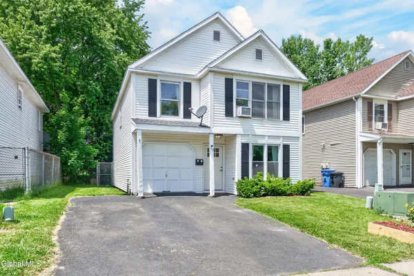$285,000 | 30 Boenau Street, Albany, NY 12202