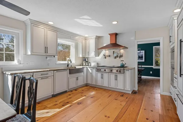 $925,000 | 65 Kendall Hill Road, Mont Vernon, NH 03057