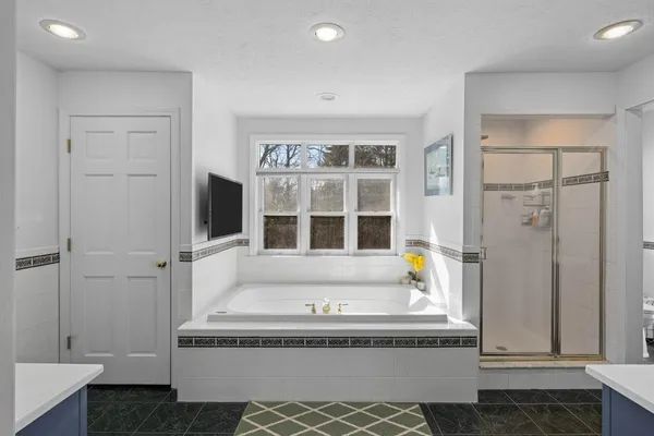$925,000 | 65 Kendall Hill Road, Mont Vernon, NH 03057