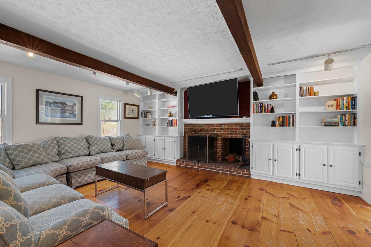 65 Kendall Hill Road Mont Vernon, NH 03057 - Photo 9 of 45