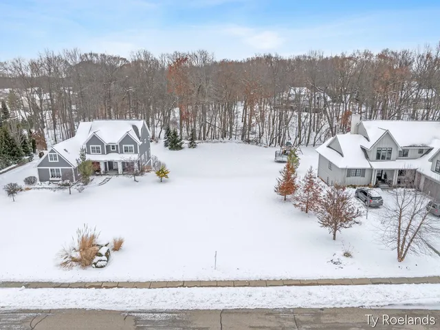 $450,000 | 3769 Lake Birch Street Northeast, Grand Rapids, MI 49525