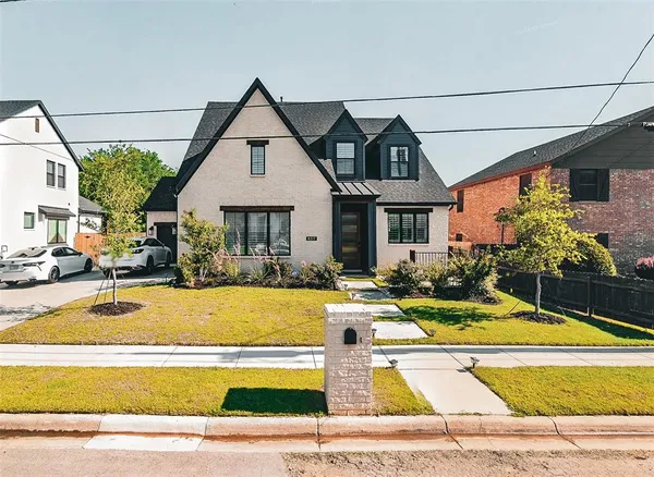 $3,100 | 8317 Sayers Lane, North Richland Hills, TX 76182