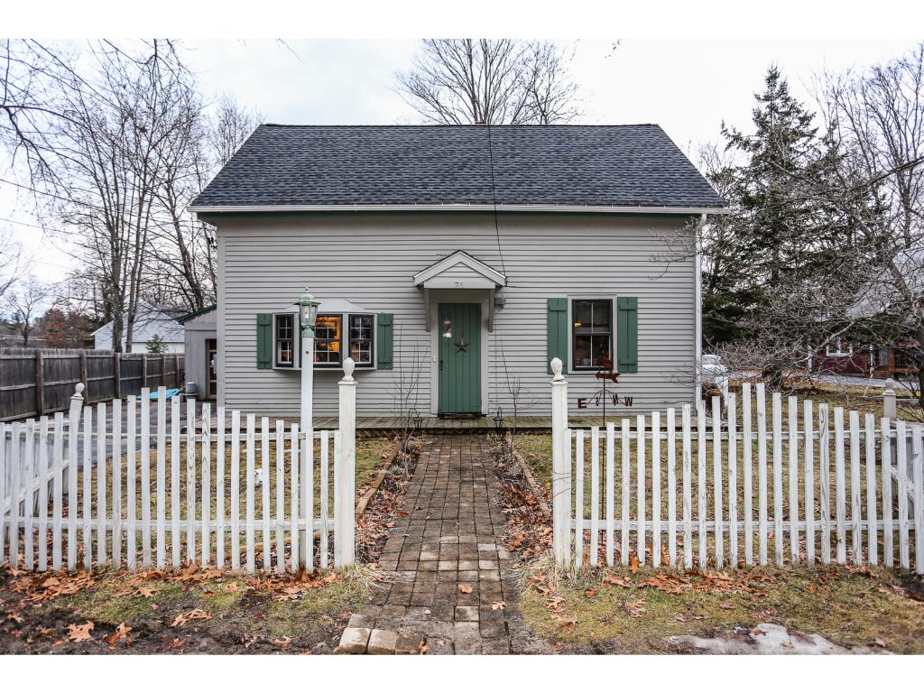 75 Souhegan Street Amherst, NH 03031 - Photo 1 of 26