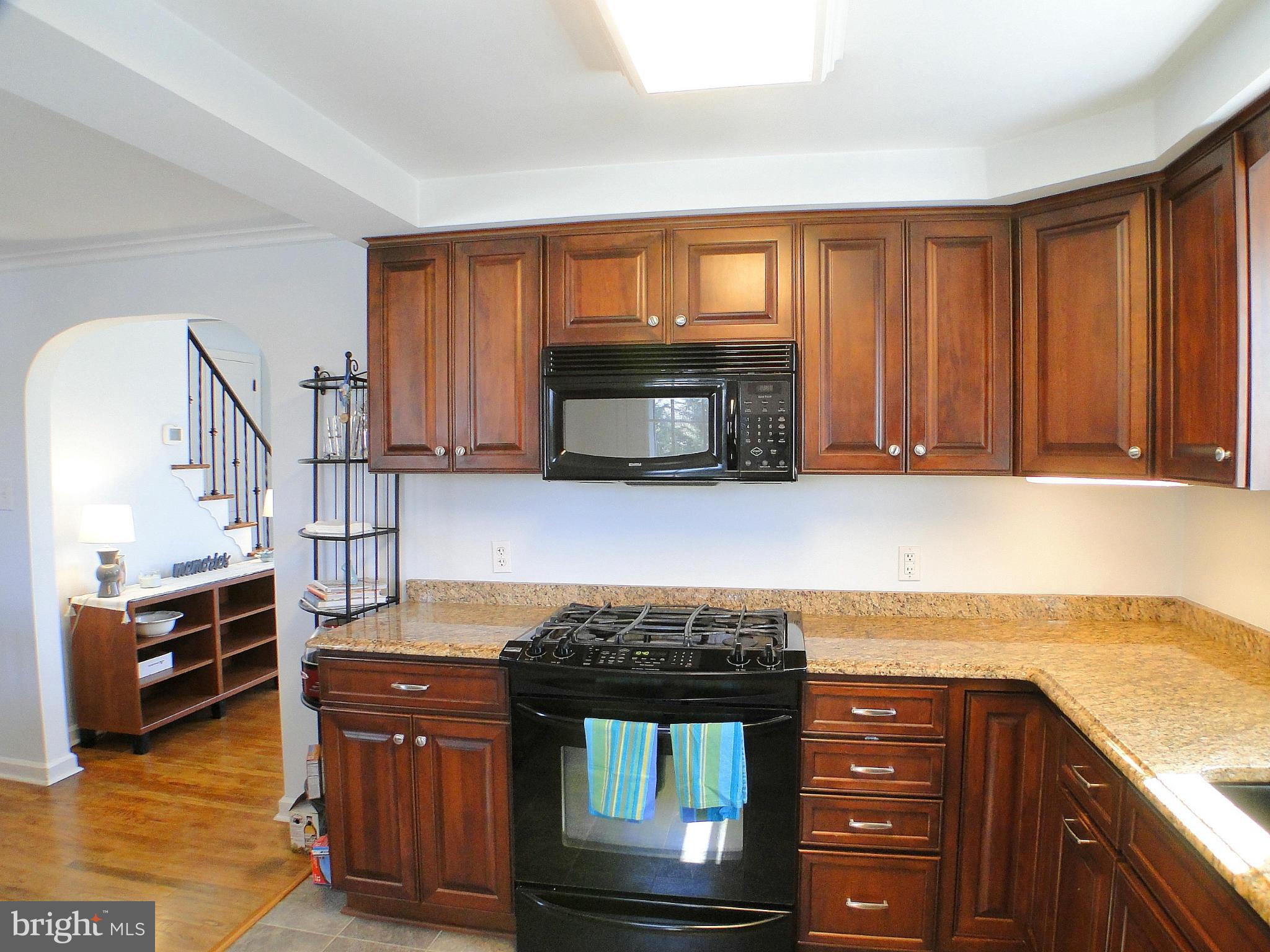 4215 Darleigh Road Baltimore, MD 21236 - Photo 11 of 30 Plenty of Cabinet and Counter Space