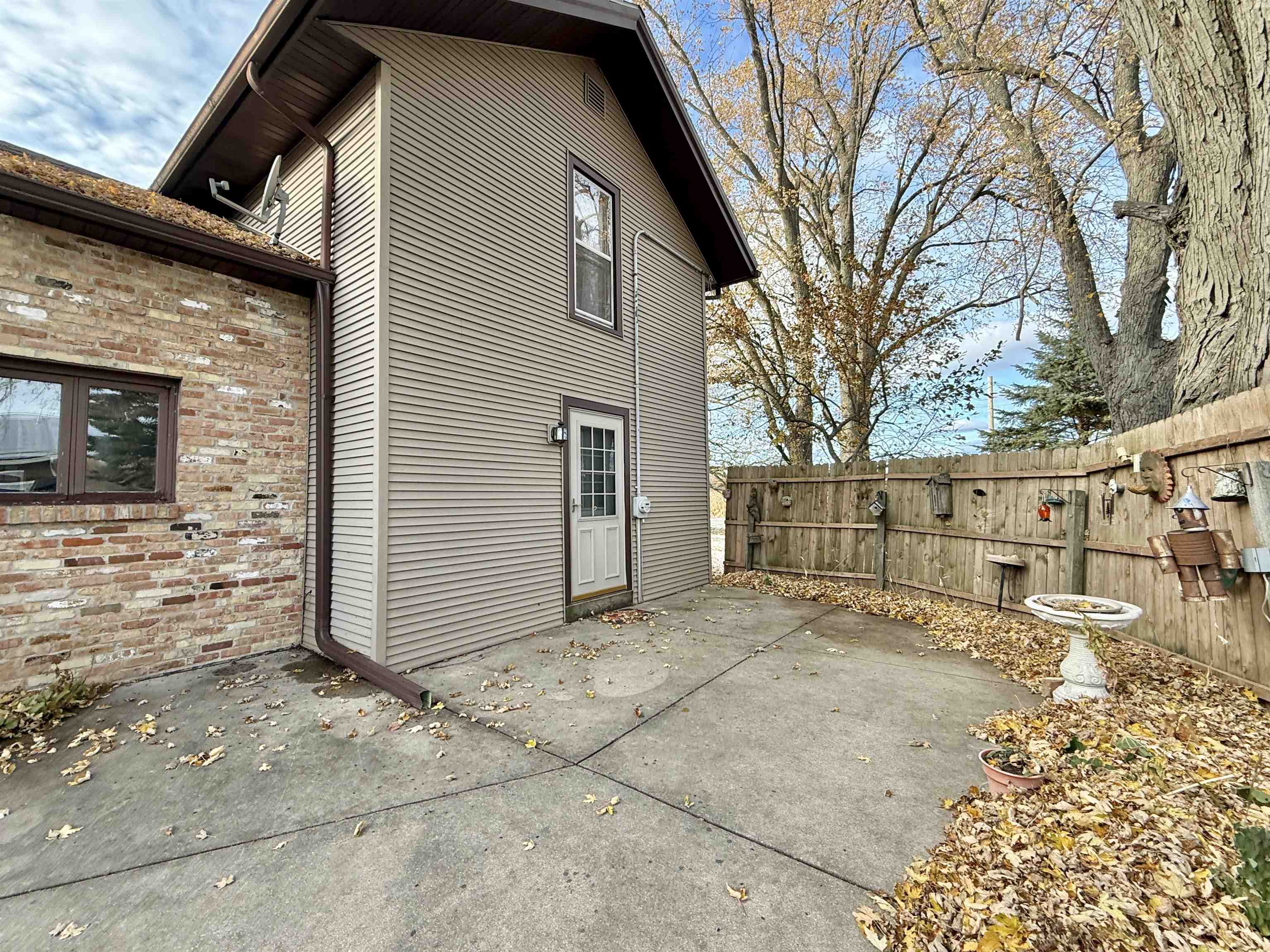 12138 East L J Townline Road Whitewater, WI 53190 - Photo 30 of 40