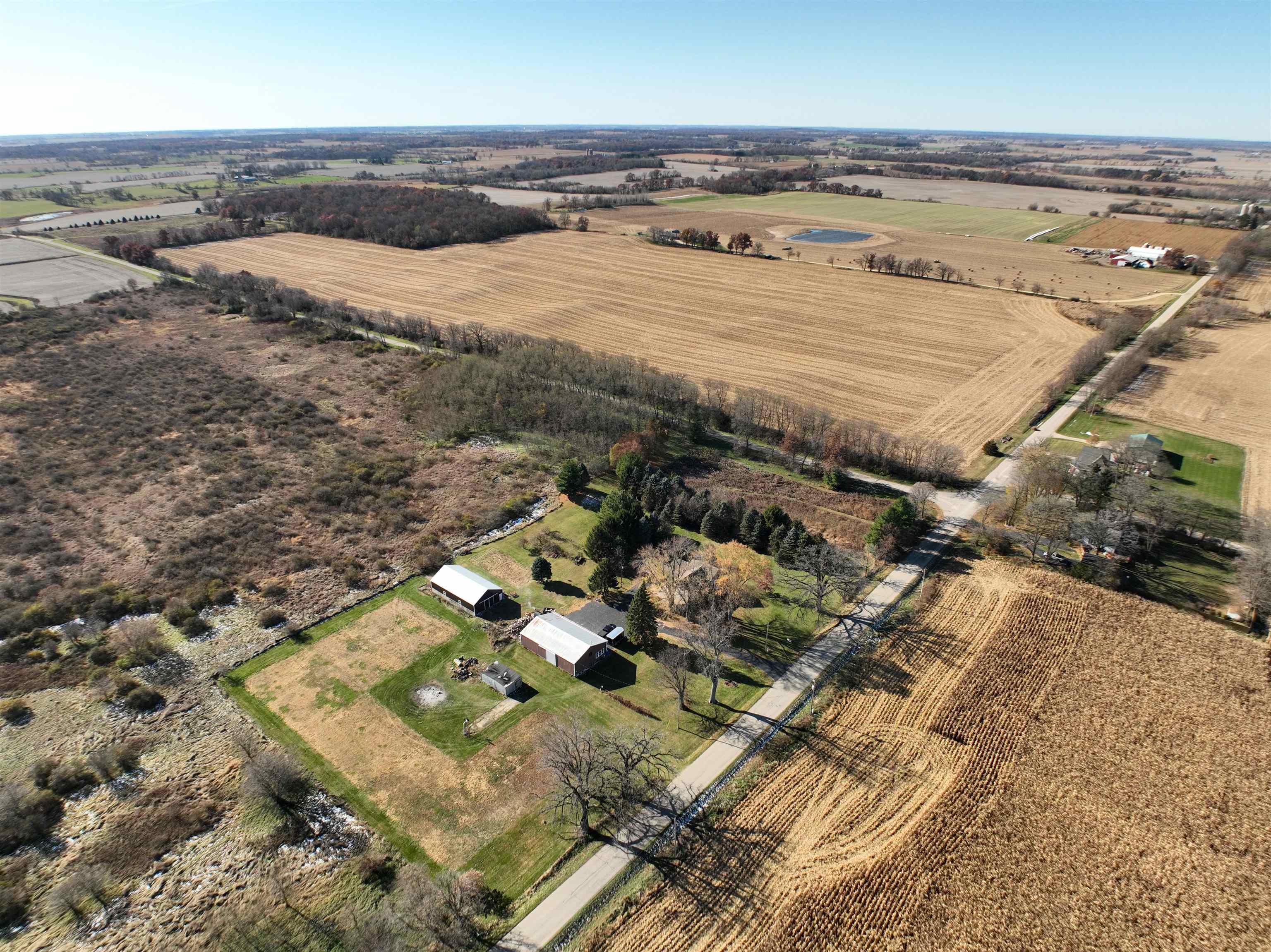 12138 East L J Townline Road Whitewater, WI 53190 - Photo 3 of 40