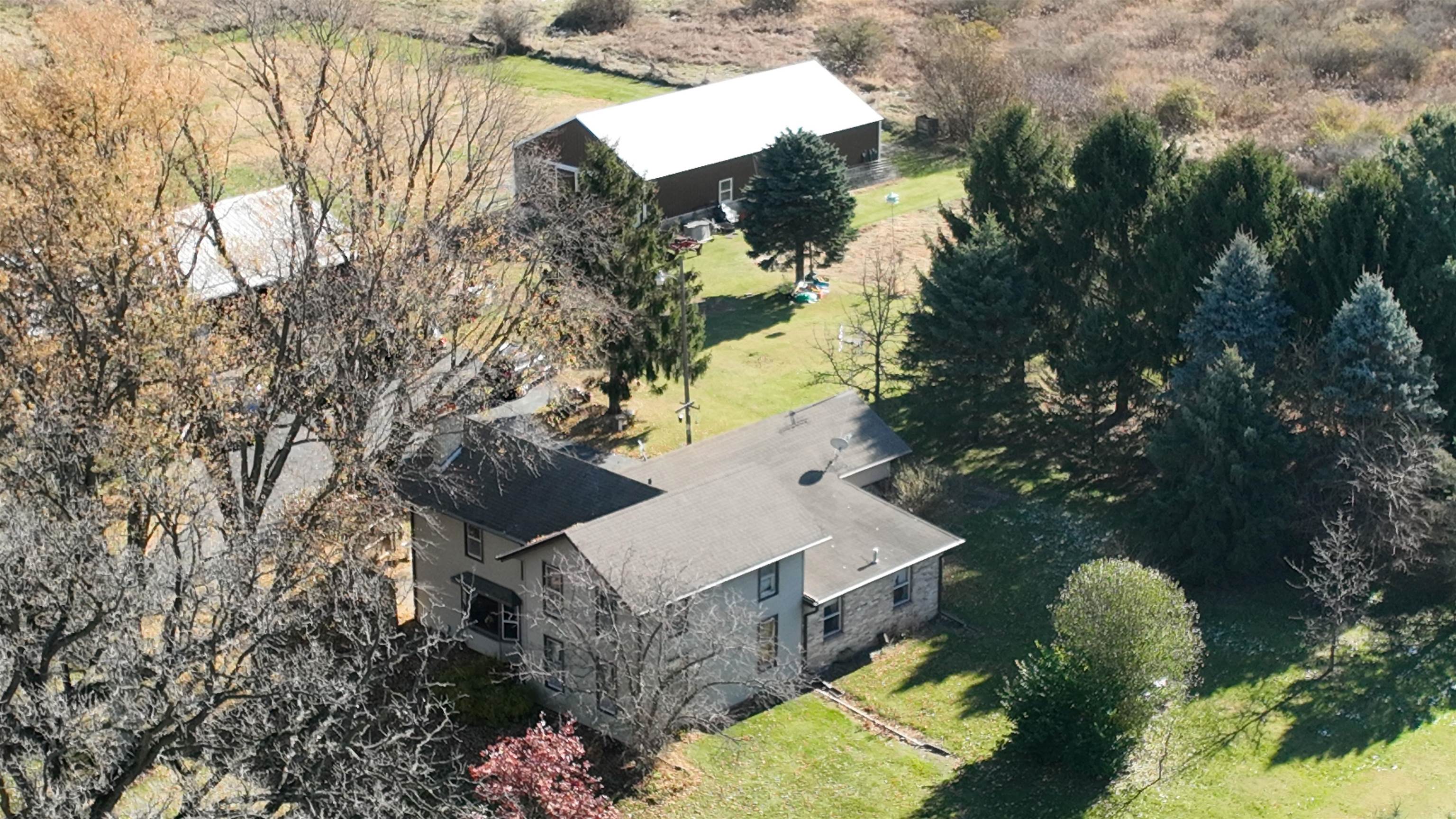 12138 East L J Townline Road Whitewater, WI 53190 - Photo 38 of 40