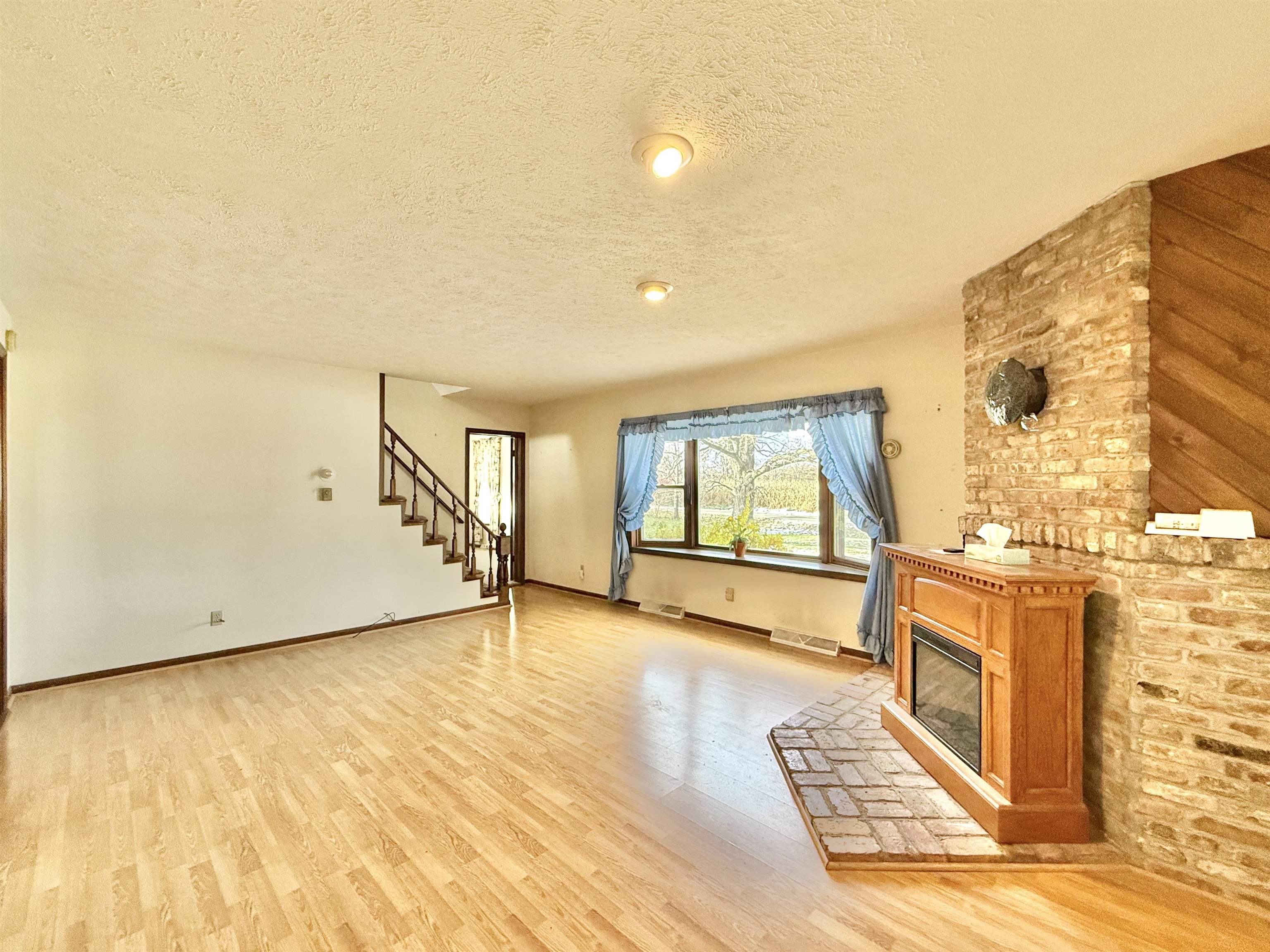 12138 East L J Townline Road Whitewater, WI 53190 - Photo 10 of 40