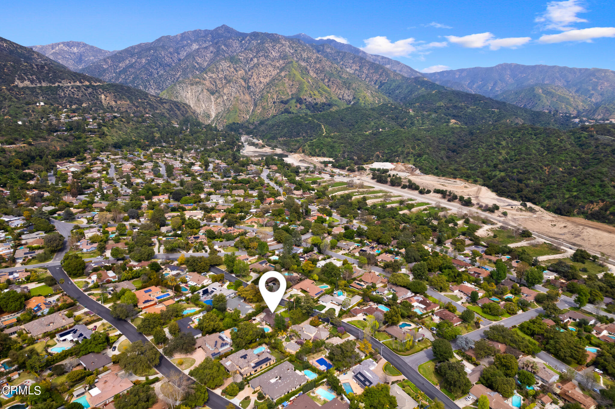 1825 Elevado Avenue Arcadia, CA 91006 - Photo 61 of 63 a view of a dry yard with mountains in the background