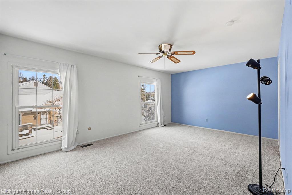 1437 Lantern Lane Rochester Hills, MI 48306 - Photo 20 of 31