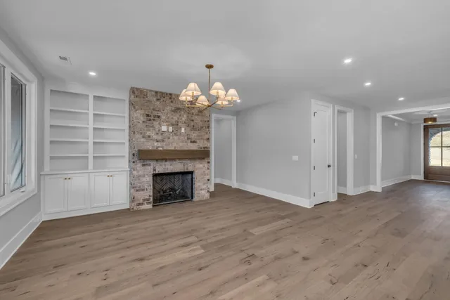 $924,900 | 1373 London Wds Way, Unit 18, Apison, TN 37302