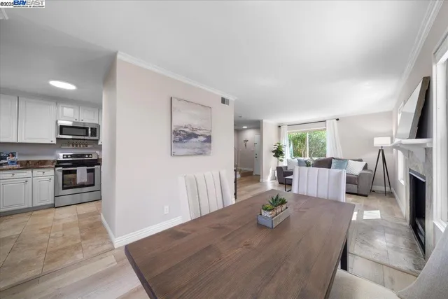 $725,000 | 427 Chalda Way, Moraga, CA 94556