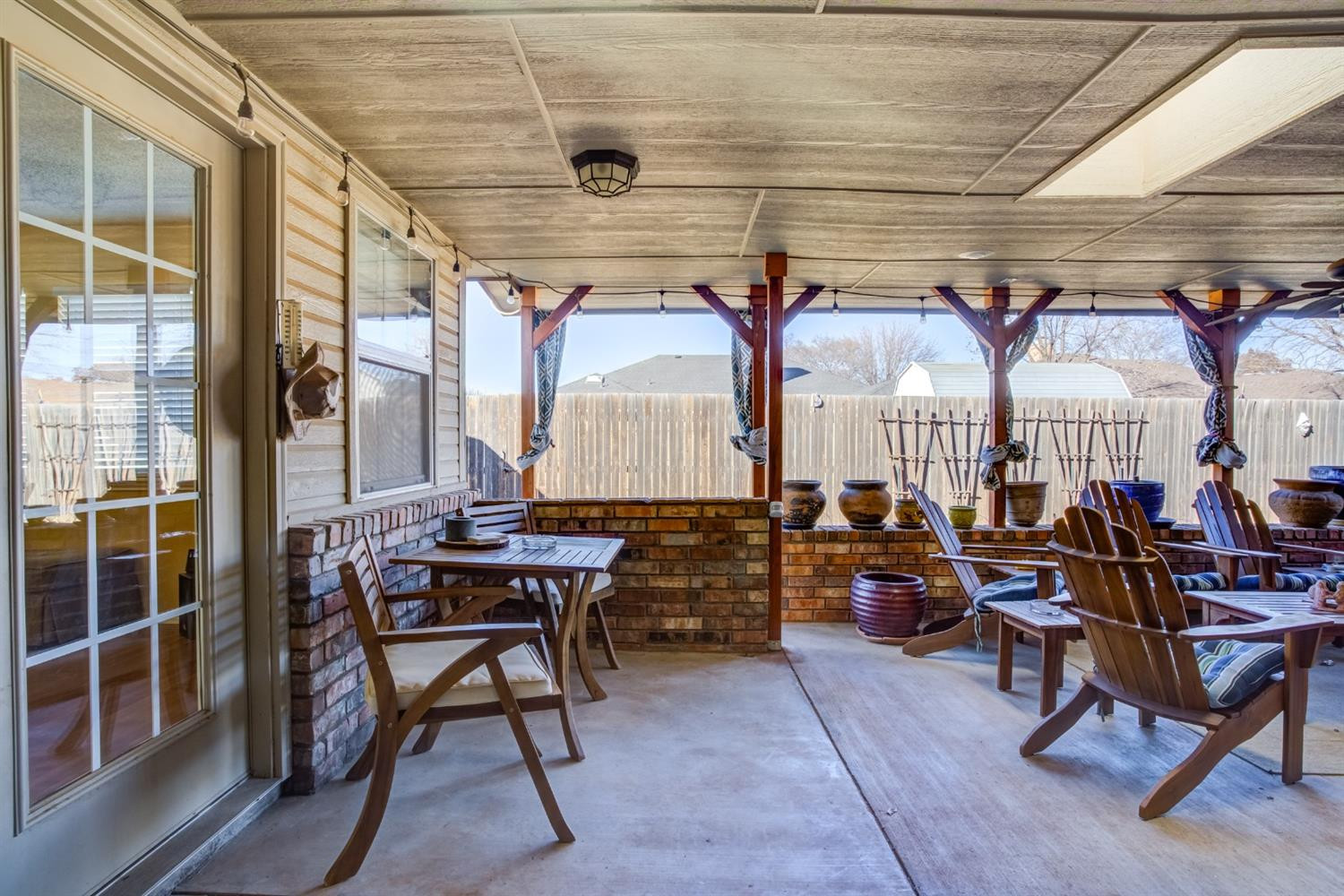 6022 78th Street Lubbock, TX 79424 - Photo 37 of 43 a room with lots of tables and chairs