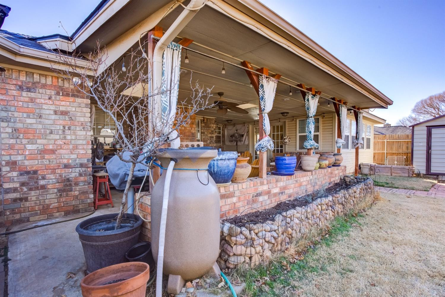 6022 78th Street Lubbock, TX 79424 - Photo 42 of 43 a view of outdoor space and porch