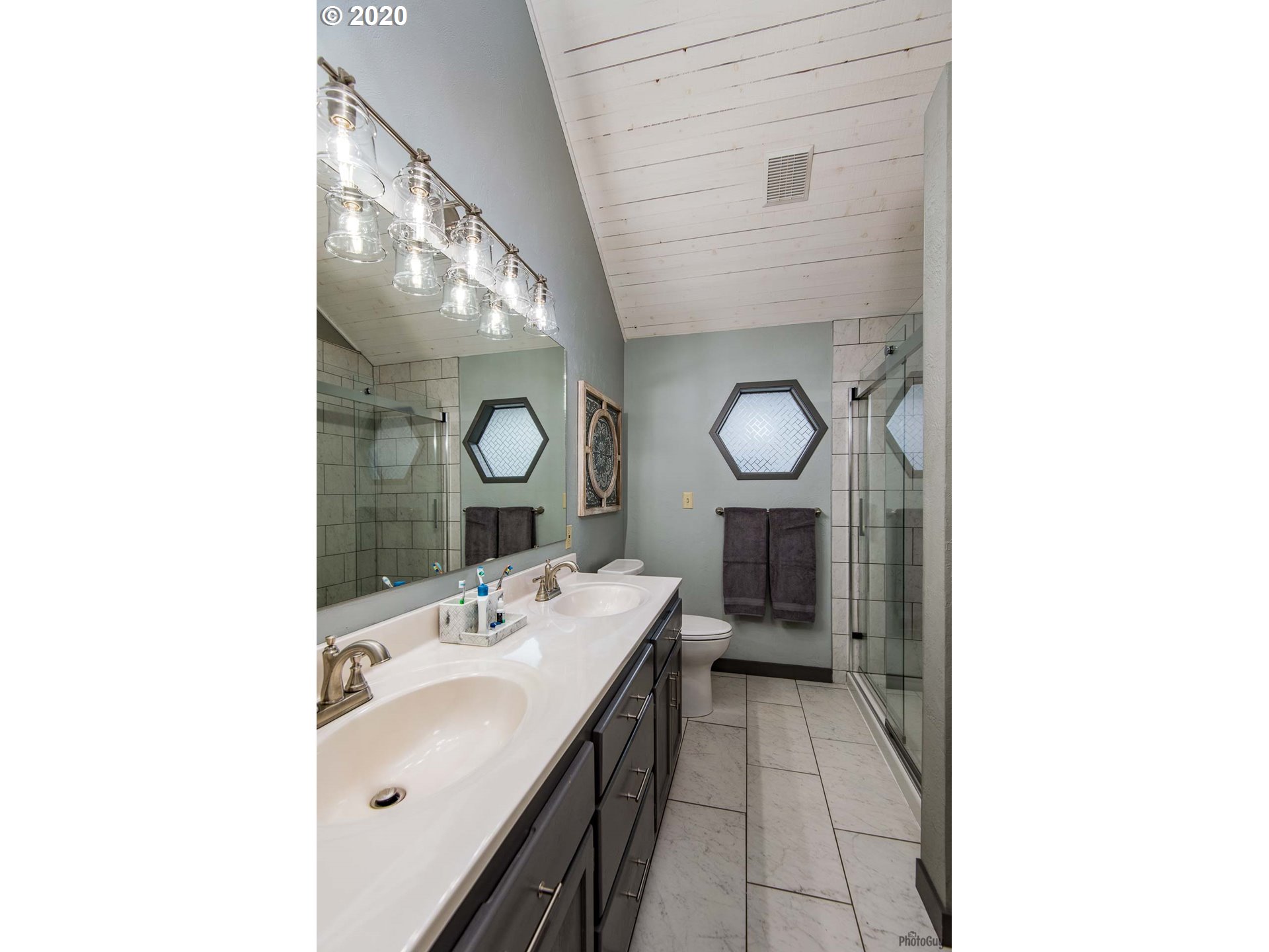 625 South 72nd Street Springfield, OR 97478 - Photo 15 of 32