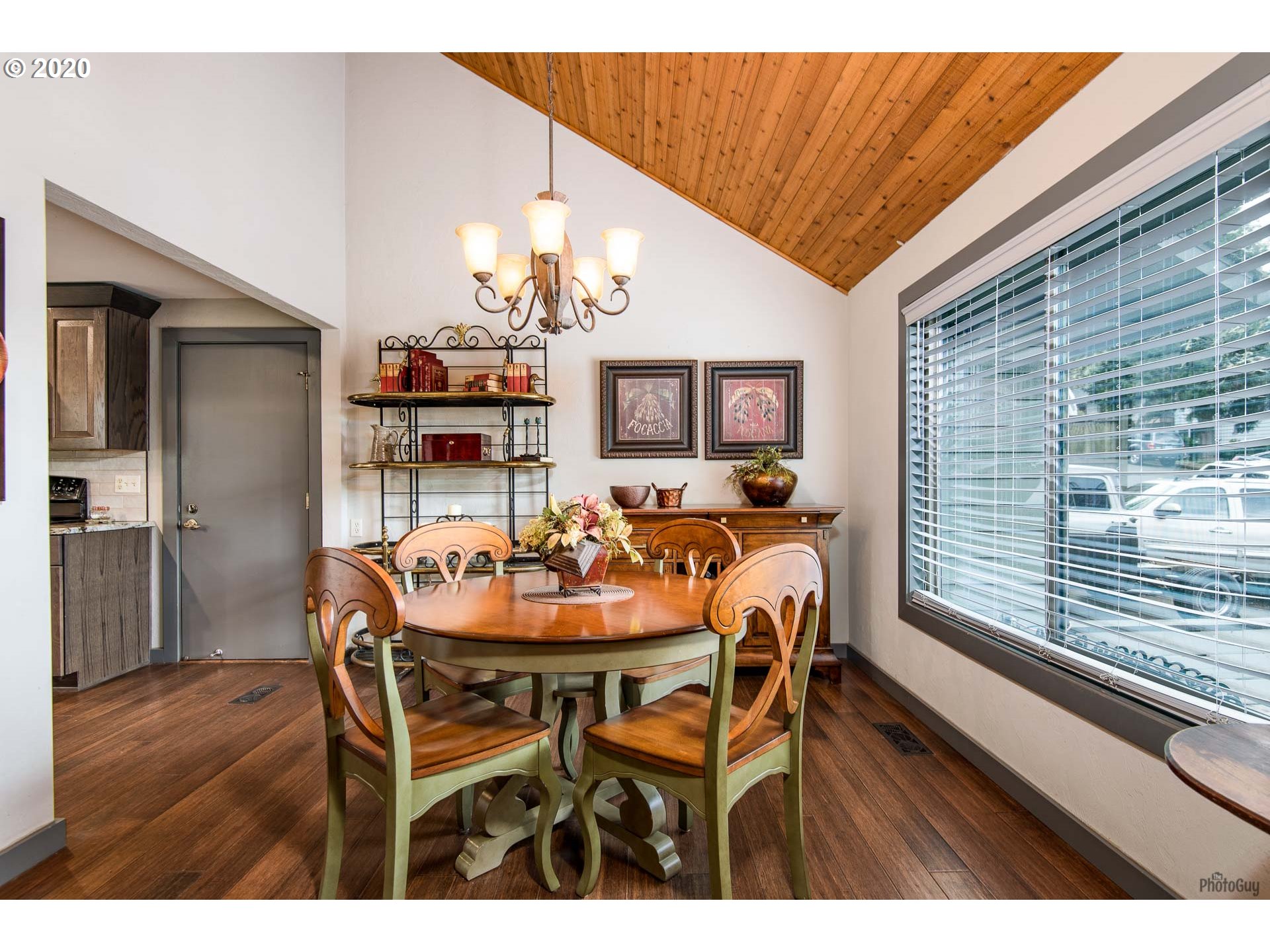 625 South 72nd Street Springfield, OR 97478 - Photo 7 of 32