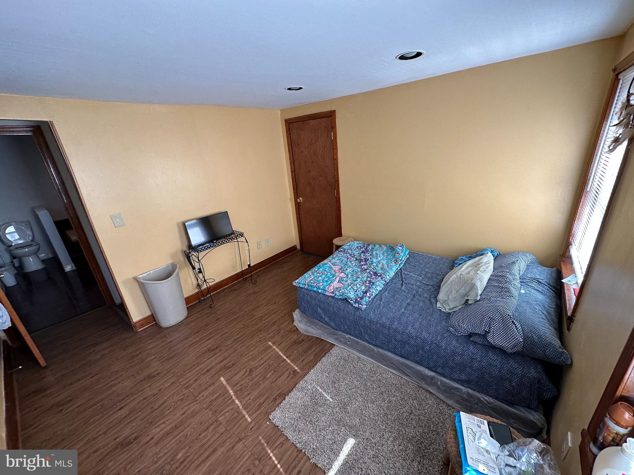 39 Yorke Street Salem, NJ 08079 - Photo 43 of 88 a living room with furniture and a couch