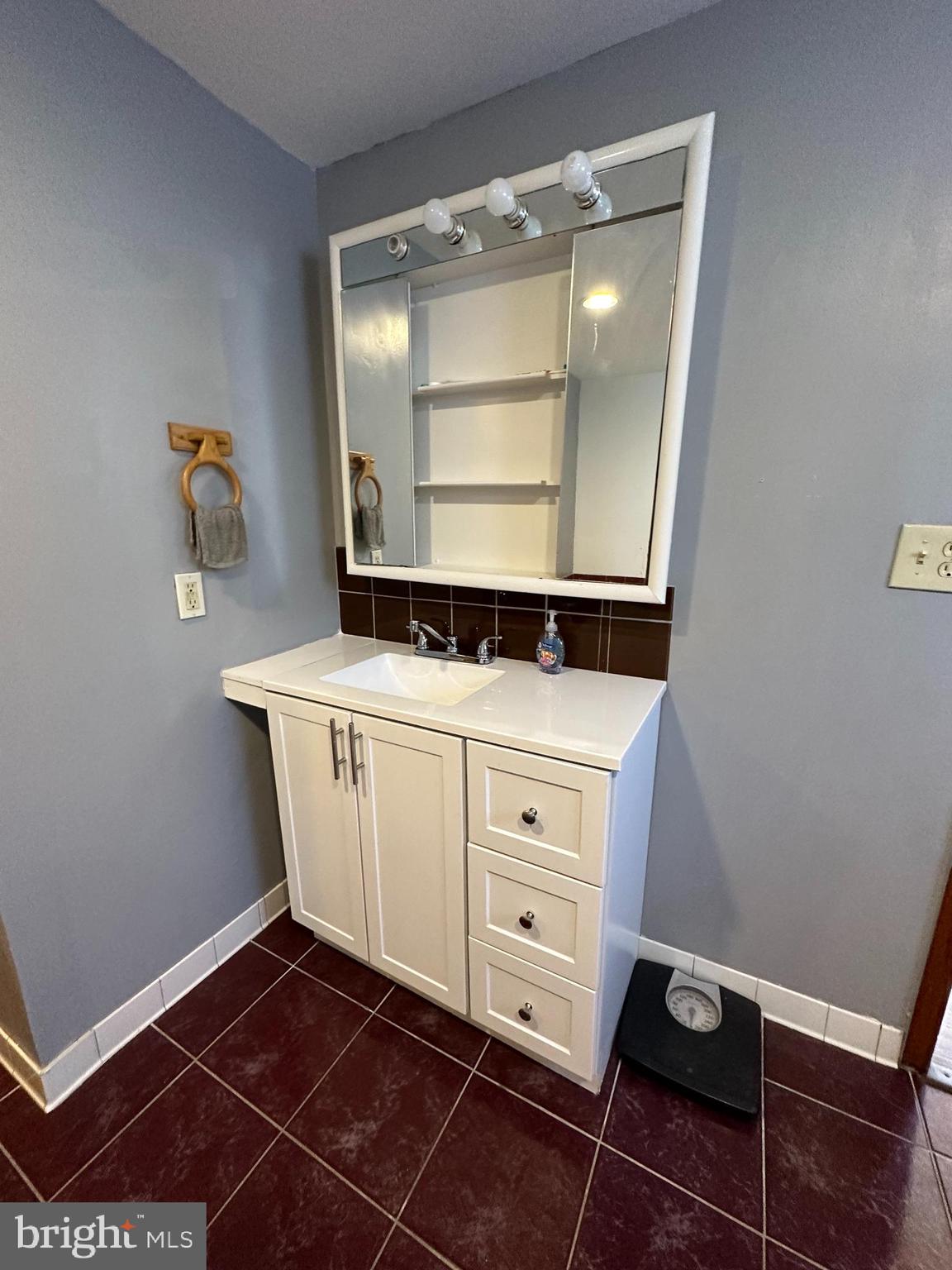 39 Yorke Street Salem, NJ 08079 - Photo 47 of 88 a room with washing machine