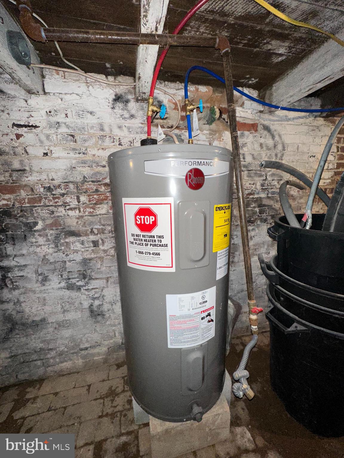 39 Yorke Street Salem, NJ 08079 - Photo 72 of 88 a sign that is on the wall