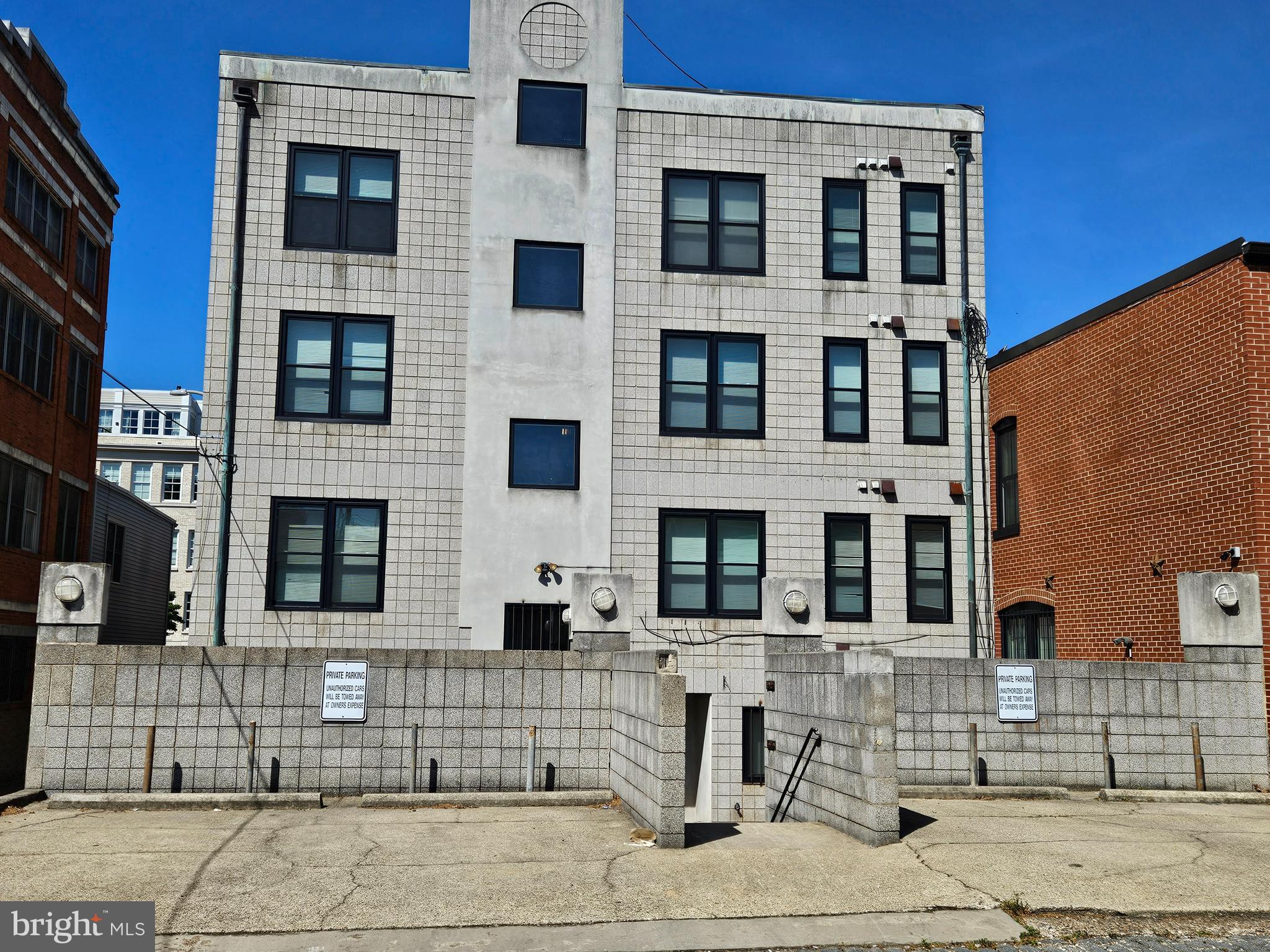 327-329 8th Street Northeast, Unit 3 Washington, DC 20002 - Photo 24 of 28