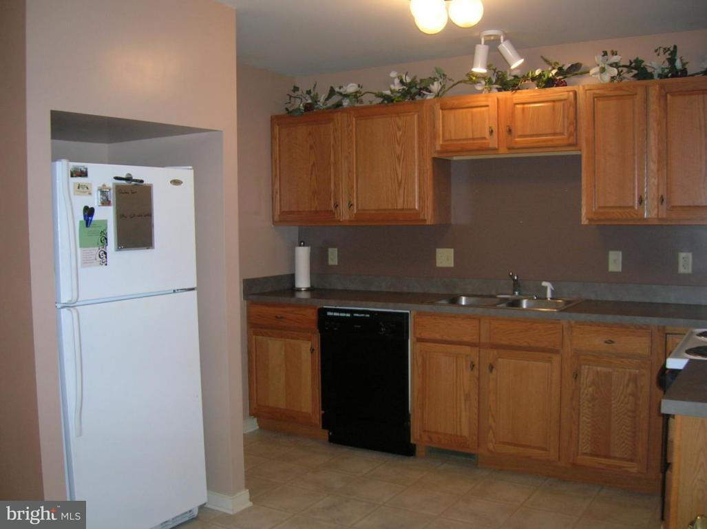 478 Balmer Road Lititz, PA 17543 - Photo 2 of 13