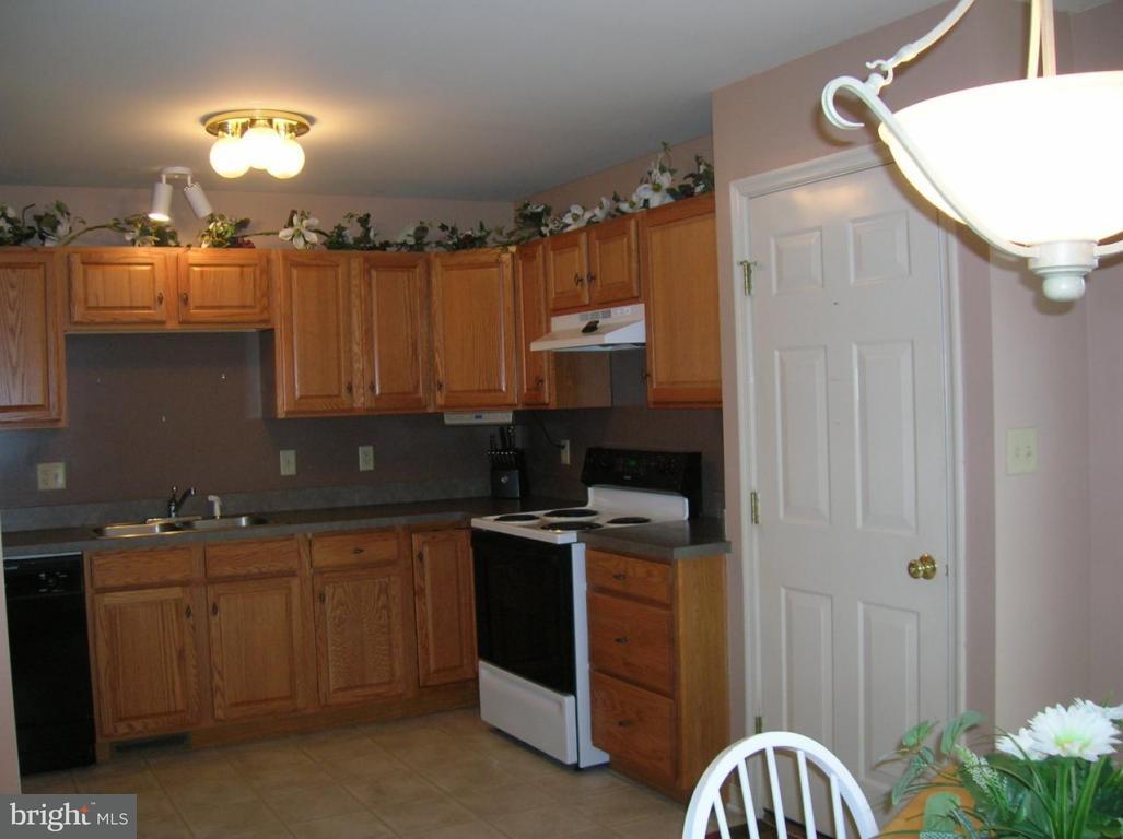 478 Balmer Road Lititz, PA 17543 - Photo 3 of 13
