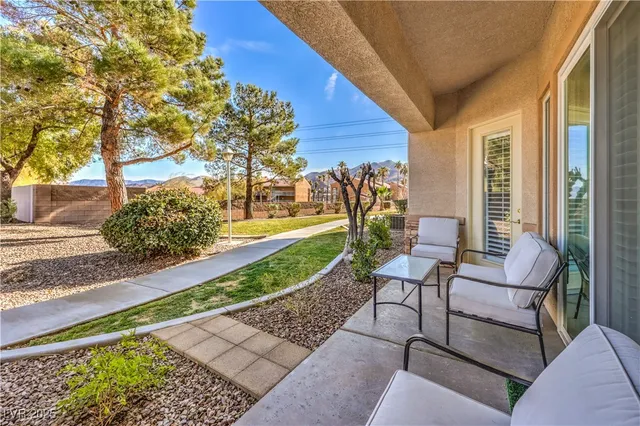 $315,000 | 225 Bighorn Drive, Unit 5, Boulder City, NV 89005