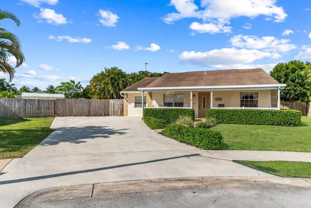$695,000 | 6567 Cindi Lane, Greenacres, FL 33467