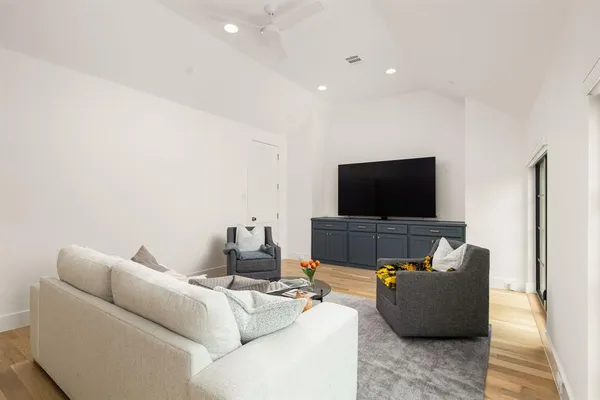 $2,220,000 | 5019 Lark Lane, Dallas, TX 75209
