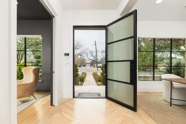 $2,220,000 | 5019 Lark Lane, Dallas, TX 75209