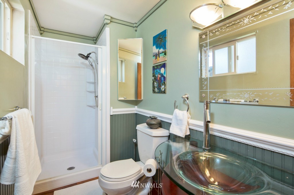 233 219th Place Southwest Bothell, WA 98021 - Photo 12 of 18