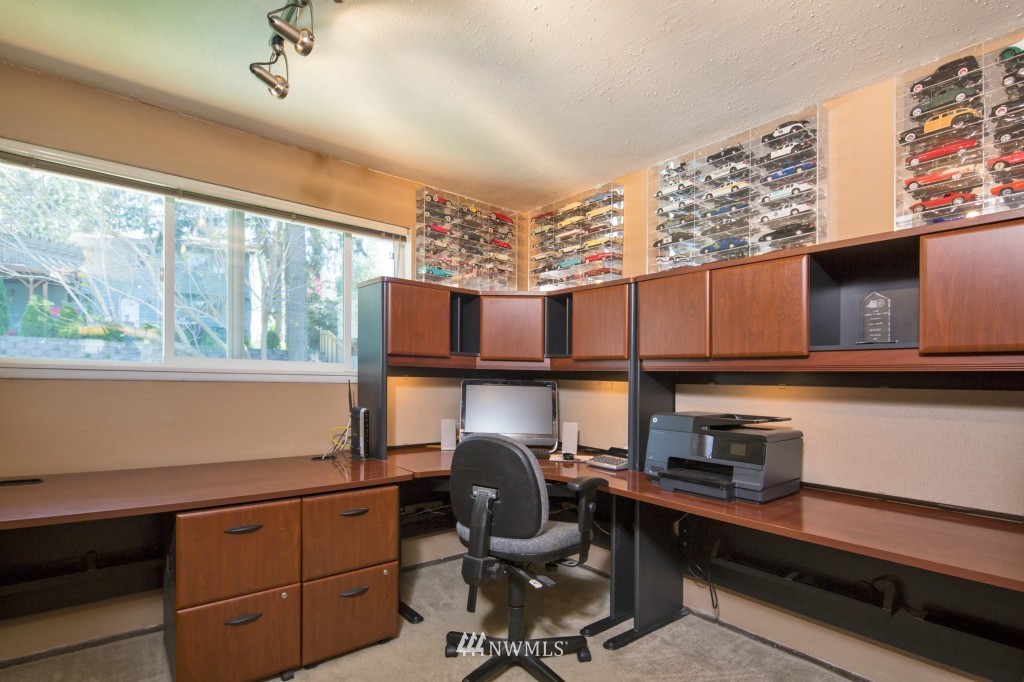 233 219th Place Southwest Bothell, WA 98021 - Photo 13 of 18