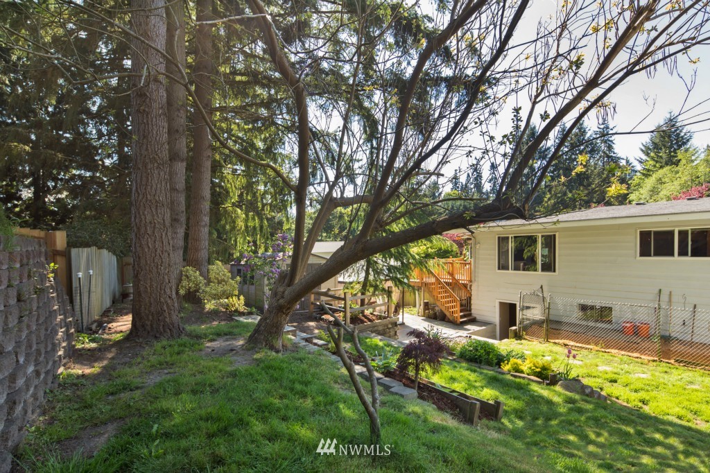 233 219th Place Southwest Bothell, WA 98021 - Photo 17 of 18