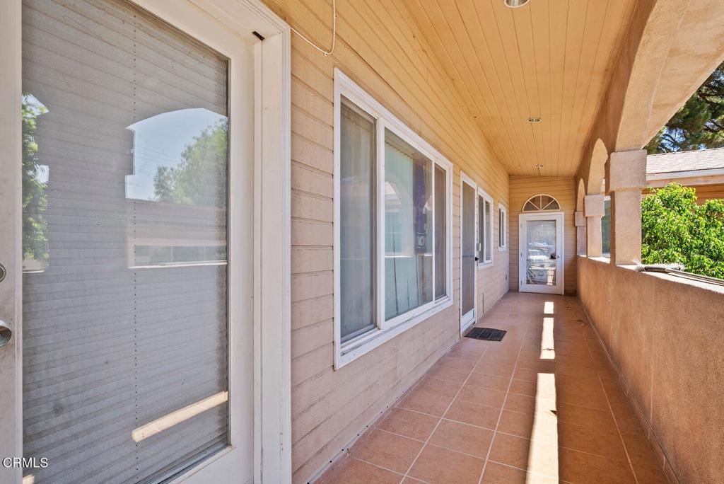 561 East Telegraph Road Fillmore, CA 93015 - Photo 4 of 29 Porch Keep