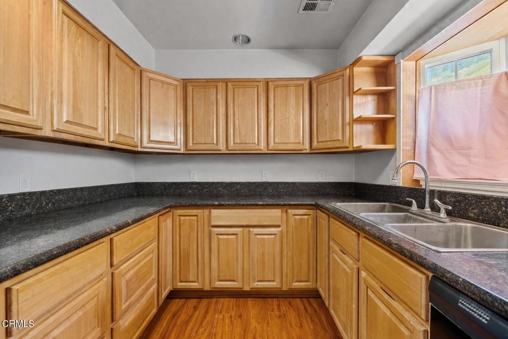 561 East Telegraph Road Fillmore, CA 93015 - Photo 6 of 29 Kitchen 1 Pic keep