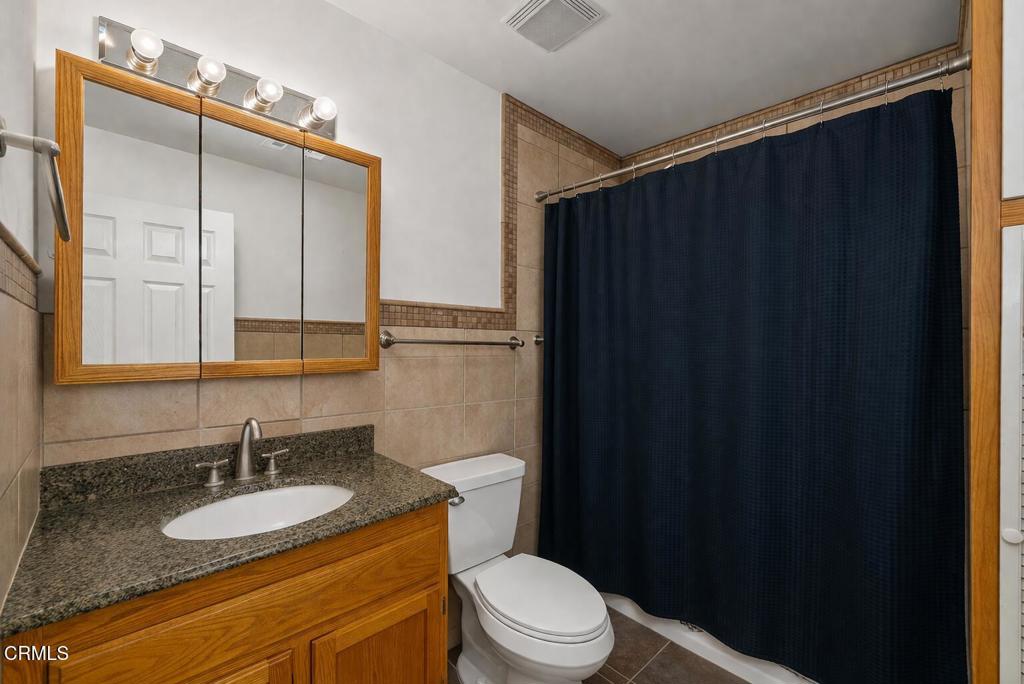 561 East Telegraph Road Fillmore, CA 93015 - Photo 7 of 29 Bathroom 1 Keep