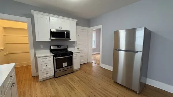 $2,995 | 190 Sheridan Avenue, Unit 1, Medford, MA 02155