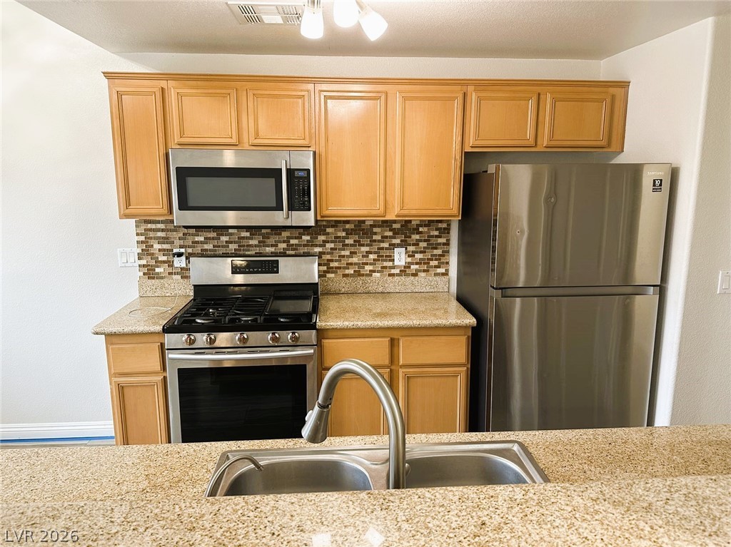 7701 West Robindale Road, Unit 236 Las Vegas, NV 89113 - Photo 6 of 15
