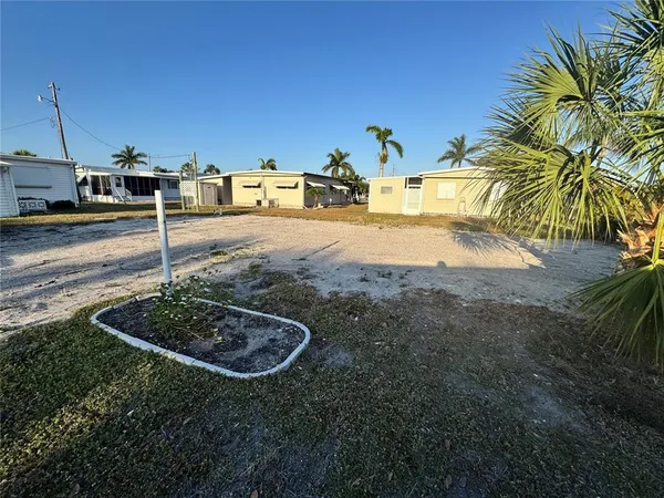 $55,000 | 5209 4th B Street East, Bradenton, FL 34203