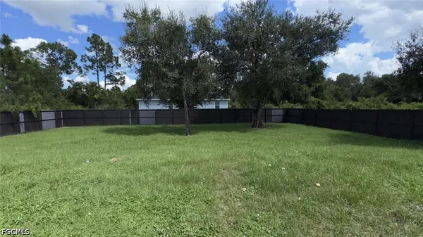 $1,900 | 6050 Kumquat Circle, LaBelle, FL 33935
