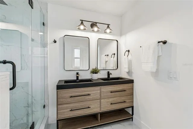 $489,900 | 1530 Erin Lane, Clearwater, FL 33755