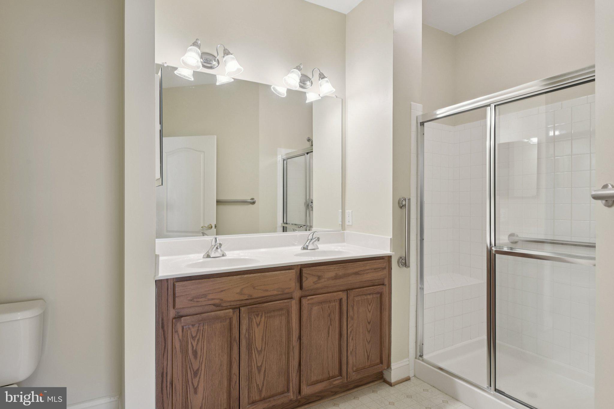 7201 Paperbark Terrace Laurel, MD 20707 - Photo 28 of 58 primary bath