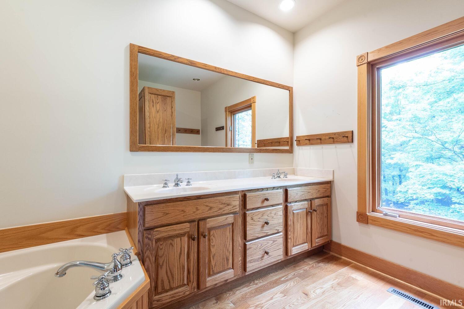 2557 South Smith Road Bloomington, IN 47401 - Photo 17 of 36