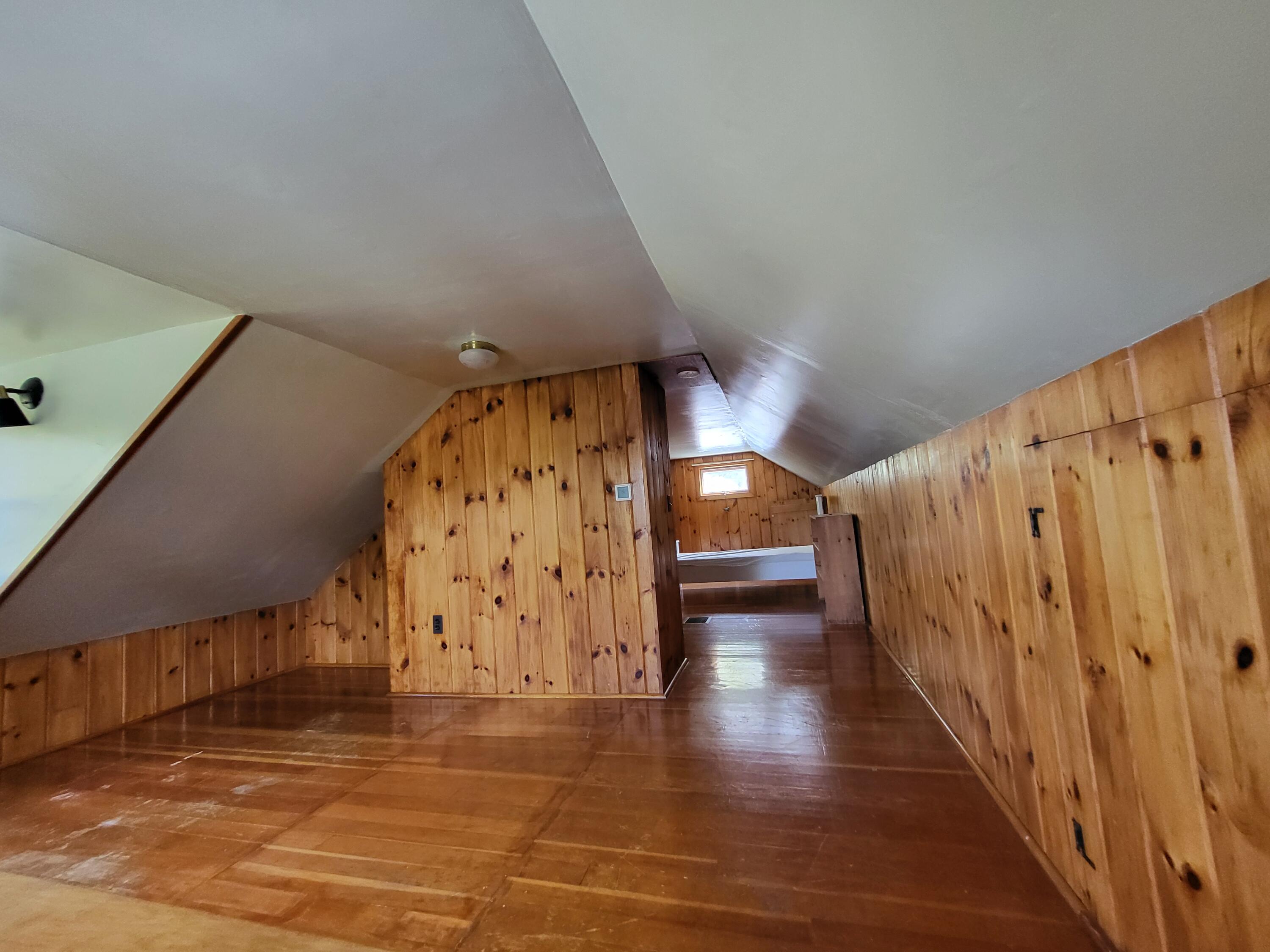 5 East Oxford Road South Paris, ME 04281 - Photo 22 of 33 2nd floor Bonus RM